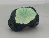 Payer, Wieland:   KNOLLE; 2018, Mixed Media, Pastell, 600 x 850 x 700 mm,       Foto: Herbert Boswank